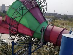 -欢乐水魔方水世界