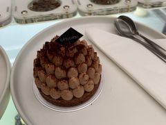 -UNI UNI(环亚凯瑟琳店)