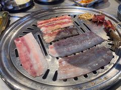 -哈哈碳都·牛肋条无限自助烤肉(台江万达店)