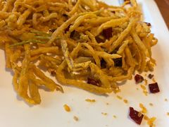 -莲餐厅·湖北菜·潜江小龙虾店(愚园路店)
