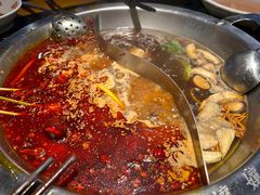 -憨孃孃·重庆老火锅(红山黑金店)