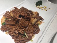 爆炒腰花-闫府私房菜·百年鲁菜(恒隆店)
