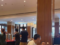 -亚龙湾希尔顿自助餐厅·海鲜·烧烤·沙滩BBQ·现场乐队