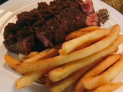 -羽深肉铺 Steak & Wine