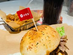 -必胜客(蚌埠东海万达店)
