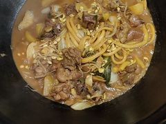 -哈尔滨东北铁锅炖(都督街店)