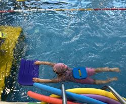 -海豹航航水育游泳中心(芳园里店)