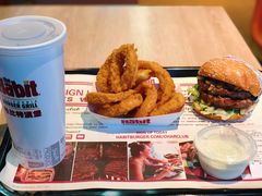 -The Habit Burger Grill 哈比特汉堡(复兴soho店)