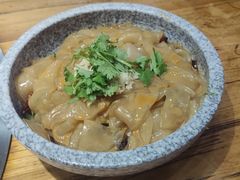 -山河屯铁锅炖(哈西站店)