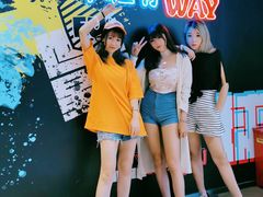 -世代星球·保龄球·镭战真人CS·团建(杨浦店)