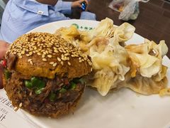 -牛街洪记小吃店(牛街店)