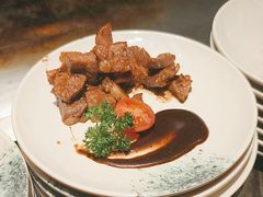 -雍容荟活波龙自助餐(IFS黑金店)