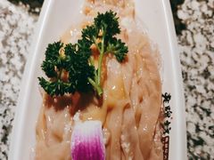 -老牌坊云南鱼豆花火锅(哈西万达店)