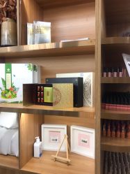 -悦颜美佳·美容·美甲美睫