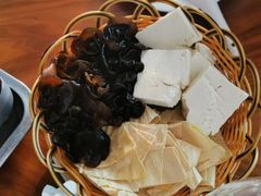 -昆明春城湖畔度假村