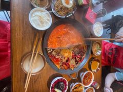 -萍姐火锅·公路夜市(武汉首店)