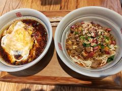 -呼啦面馆·头牌豌杂面(爱琴海店)