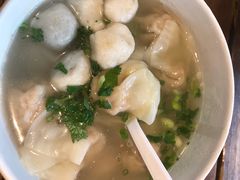 -手劲鱼丸馄饨铺(哈一百店)