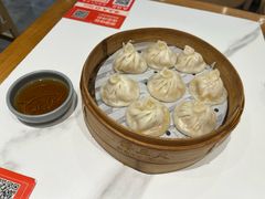蟹粉小笼包-馋三尺蟹粉小笼(人民广场店)