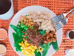 有机沙拉吧-So Lounge索兰至餐厅(蓝色港湾店)