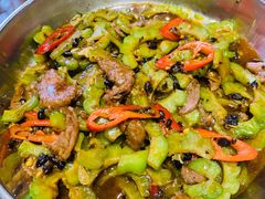 凉瓜炒牛肉-石岐乳鸽村(南海第三分店)