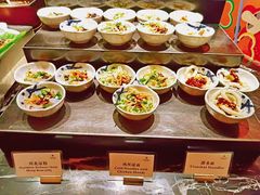 -岷山饭店-芝芝自助餐厅