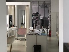 -米游妙妙屋cosplay换装自拍摄影体验馆