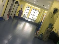 -瑞鹏宠物医院·爱宠堂·骨外专科(西荷分院)