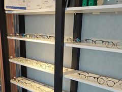 -瑞司视光眼镜·蔡司战略合作眼镜店(新街口店)