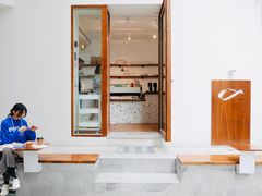 -Line 咖啡(石厦花园店)