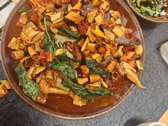 -阿山卓·野生菌火锅·纳西火塘烤肉