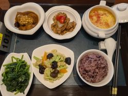 点击看大图 -新寰亚月子会所(盛捷白塘店)