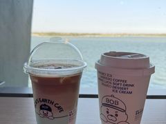 -抱抱地球咖啡馆(国家海洋博物馆店)