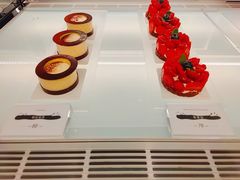 -潮一不贰·西式简餐·法式甜品(外滩店)
