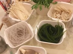 -一席地·本地鸡窝·杭帮鸡火锅(萧山银隆百货店)