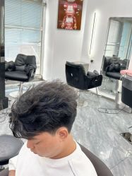 -藤野造型烫染·漂发