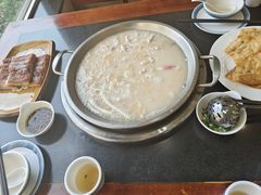 -老来福·非遗酸汤兔(凯旋路店)