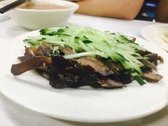 酱羊头肉-清真永恒华威肉饼(潘家园店)