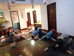-Yvon yoga 瑜伽·精准体态管理中心