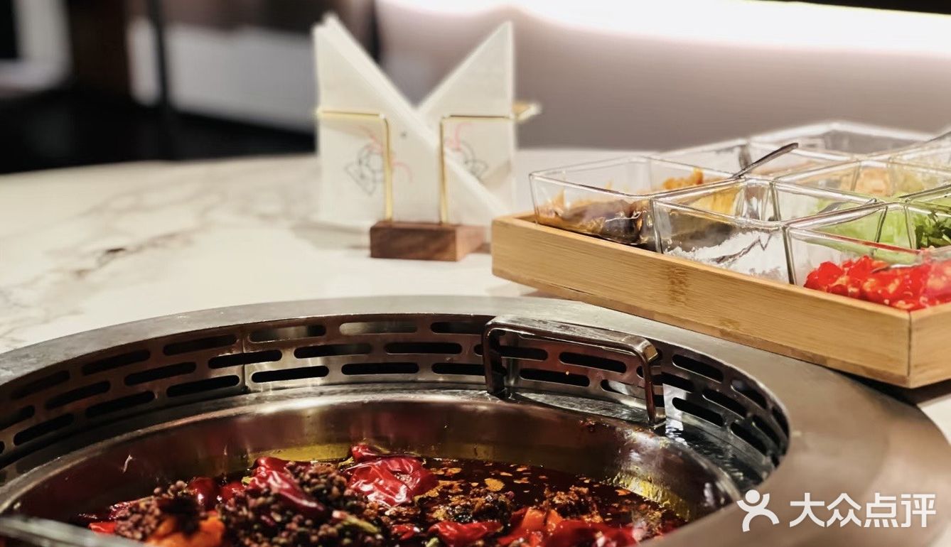 成都探店｜百年古宅里的氛围感私房菜餐厅