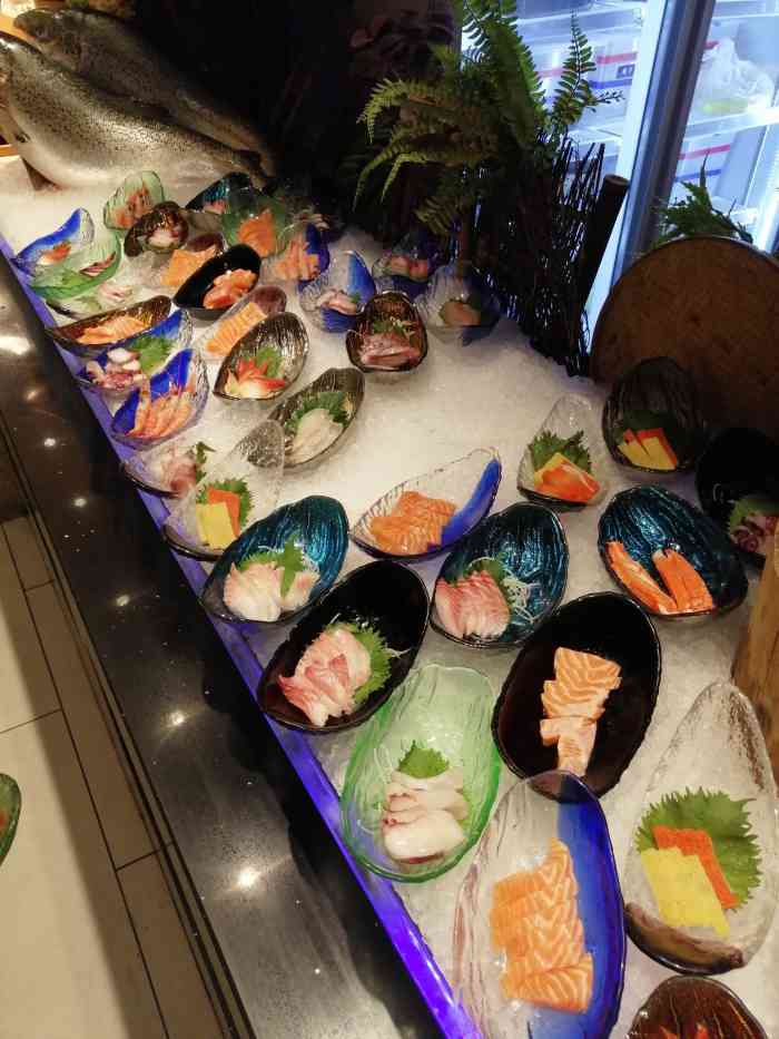 乐岛假日海鲜自助-"高端第大气上档次的自助餐厅,可惜吃不了多.