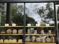 面包甜点陈列柜-81bakery(关山路店)