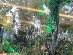 -茅草房·河畔园林火锅