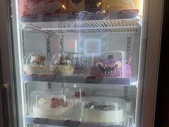 -DQ·蛋糕·冰淇淋(大宁国际商业广场店)