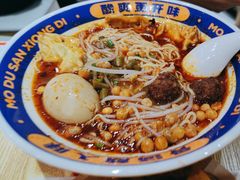 -魔都三兄弟酸辣粉·蘸卤炸串(虹桥万科店)