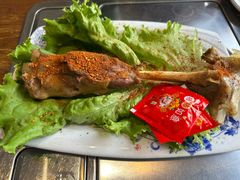 烤小羊腿-蒙亨·手把肉·蒙古包文化主题餐厅(天恒广场店)