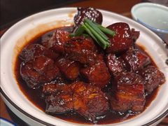大锅红烧肉-麒麟小院·老九江菜(安平路店)