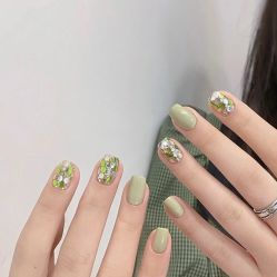 -悦指间美甲美睫
