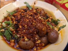 -拈签一笑黄牛肉辣卤串串
