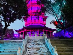 -绳金塔